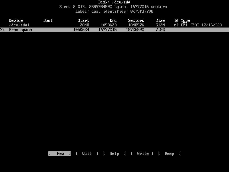 Скриншот утилиты cfdisk с созданным разделом boot EFI 512M