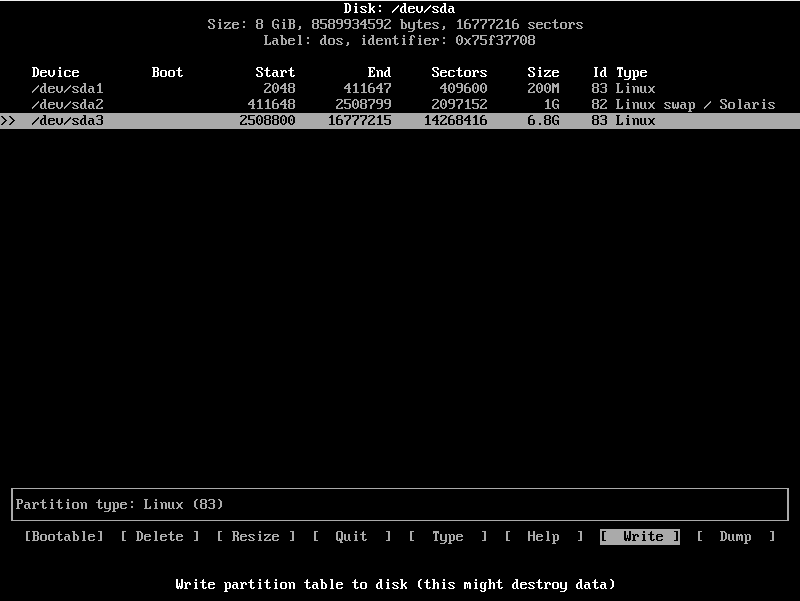 Скриншот утилиты cfdisk с созданными разделами boot, swap, root
